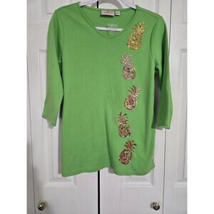 Quacker factory small women's green pineapple sequined tshirt